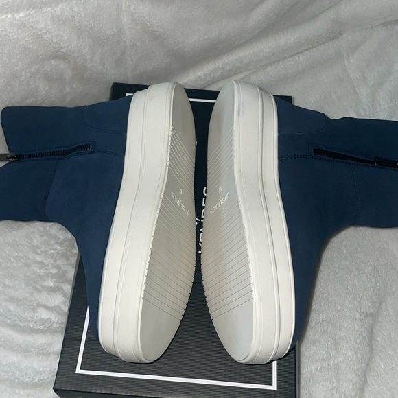 NWT J/SLIDES TRISTAN Navy Waterproof Suede Sneaker Boot - Picture 13 of 16